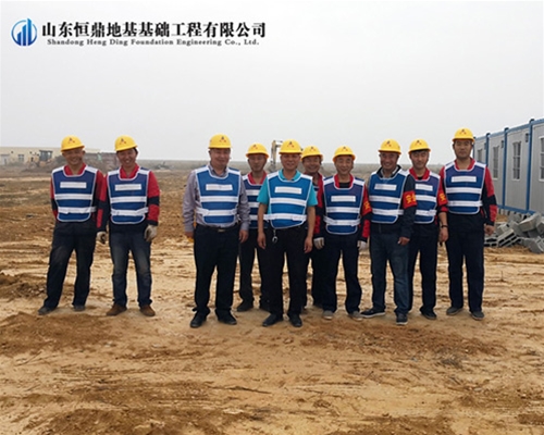 广西兴建防城港钢铁基地（一期）项目