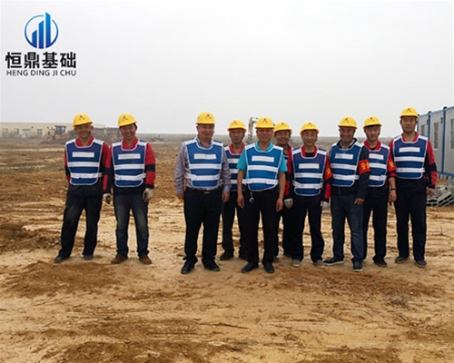 广西承受城港夯工程钢铁基地项目（一期）开工